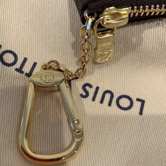 COPY - Authentic Louis Vuitton Key Pouch Damier E… - Picture 5 of 15